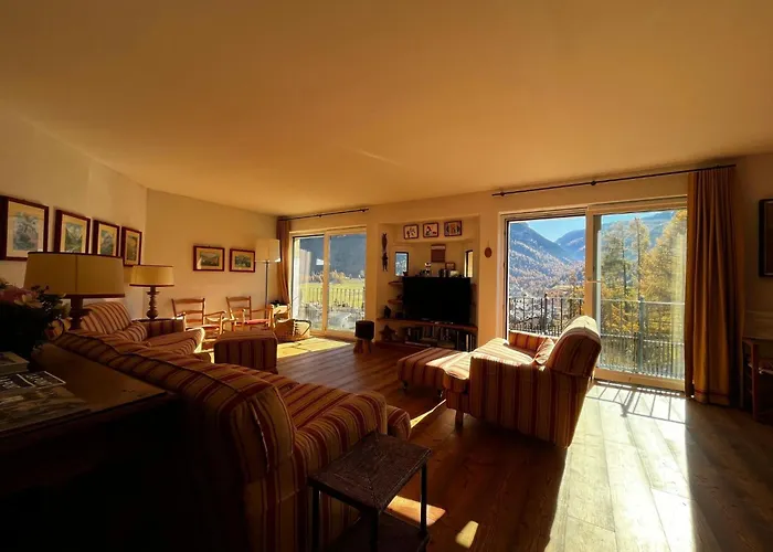 Chesa Saura-la Punt By Interhome *